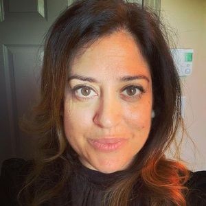 Meet your Posher, Annie